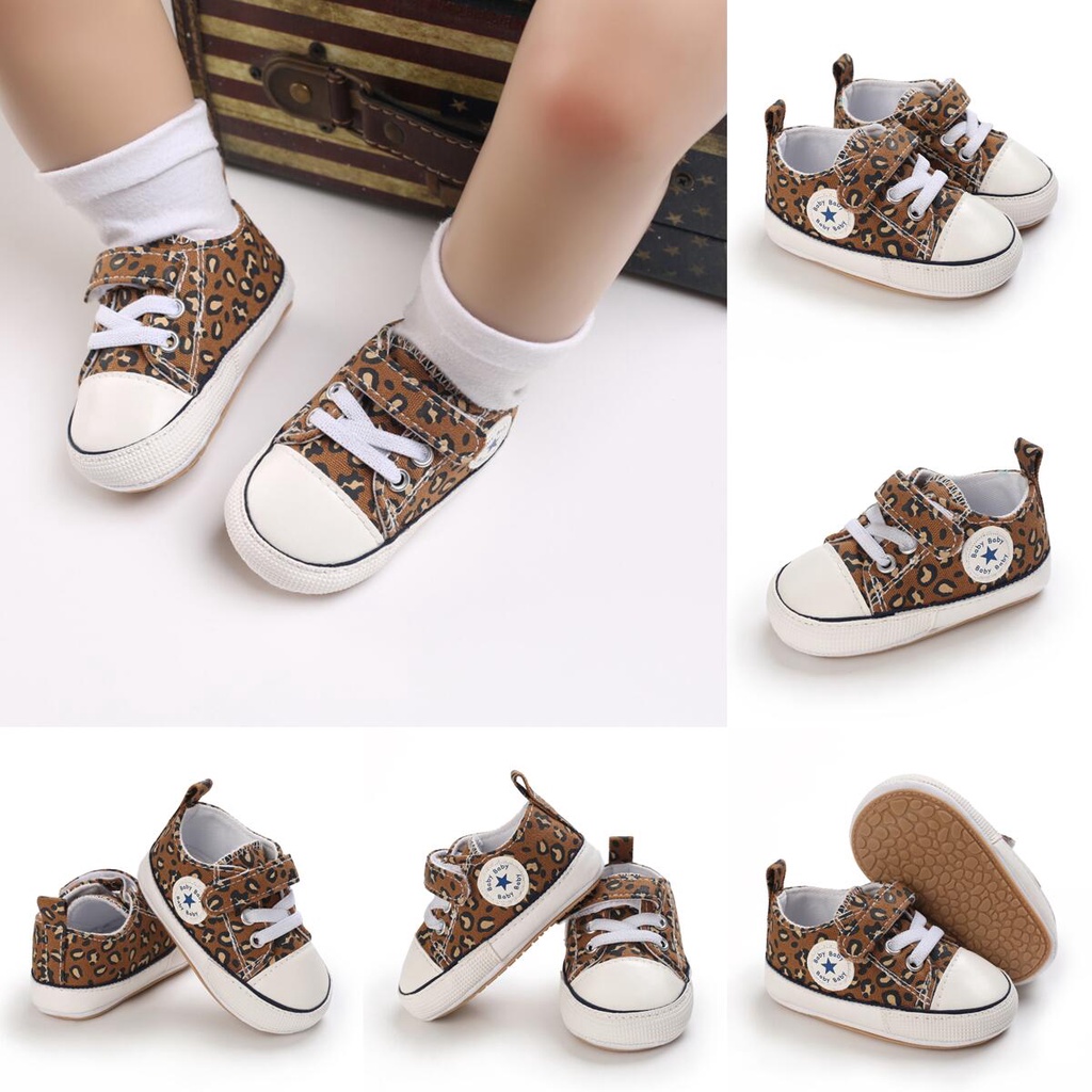 Giày Lười Vải canvas Mềm Họa Tiết Ngôi Sao Năm Cánh Nhiều Màu Tùy Chọn Cho Bé Sơ Sinh