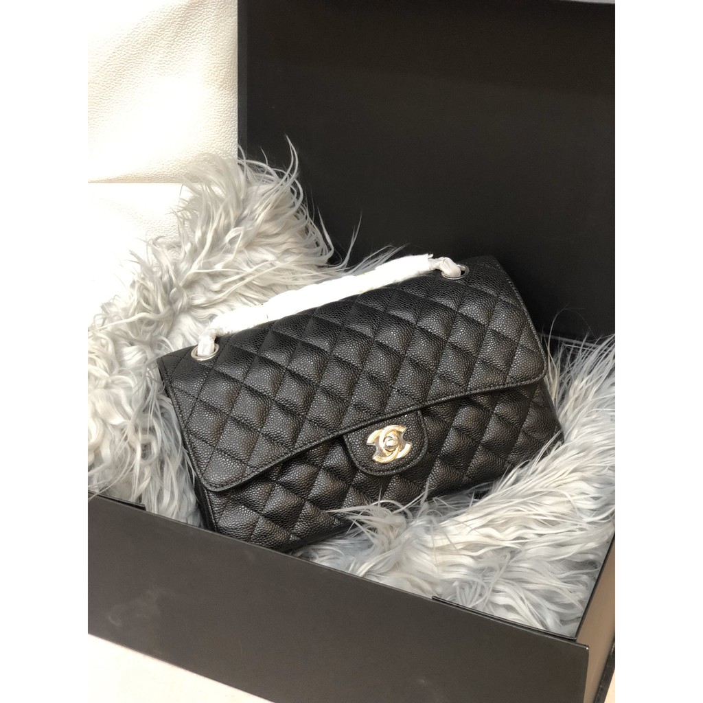 Túi hộp đen classic da hạt size 26cm