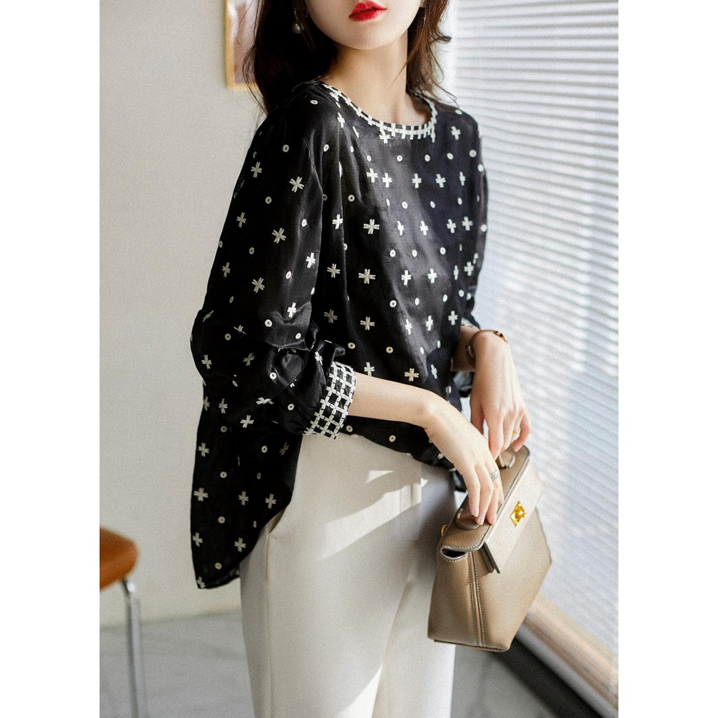 Áo Sơ Mi Tay Dài Phồng Cổ Tròn Thêu Họa Tiết Thời Trang Xuân Thu 2023 Cho Nữ