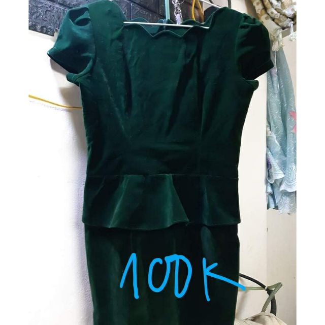 Váy nhung size M