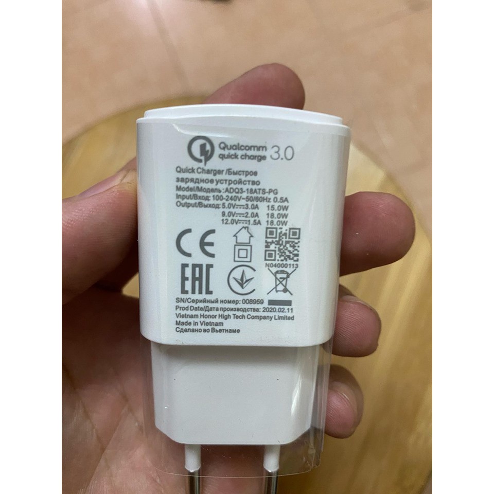 Bộ Sạc Cáp Nhanh Chính Hãng Vsmart - Qualcomm Quick Charge 3.0 - 18W - Bảo Hành Chính Hãng 6 Tháng .