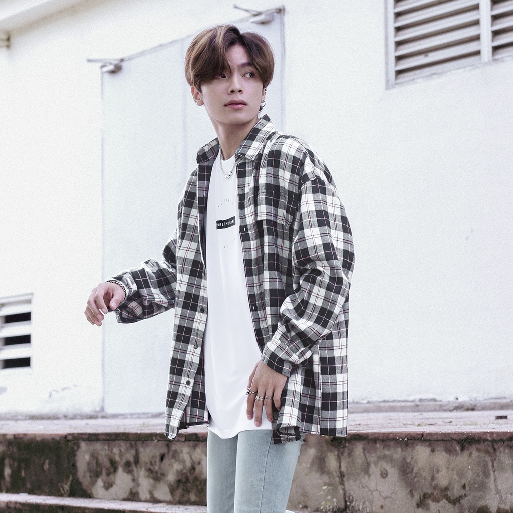 Áo Sơ Mi Flannel Màu Trắng Sọc Hồng Form Rộng Thoải Mái Chất Liệu Cotton Thoáng Mát