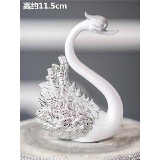 Trang trí thiên nga bạc ngẩng đầu