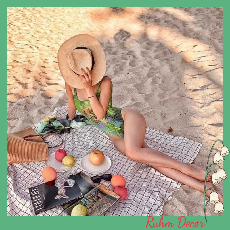 Khăn tấm trải đi biển du lịch chụp ảnh picnic, trải bàn ăn kẻ caro nhựa PEVA chống thấm nước gấp gọn tiện dụng