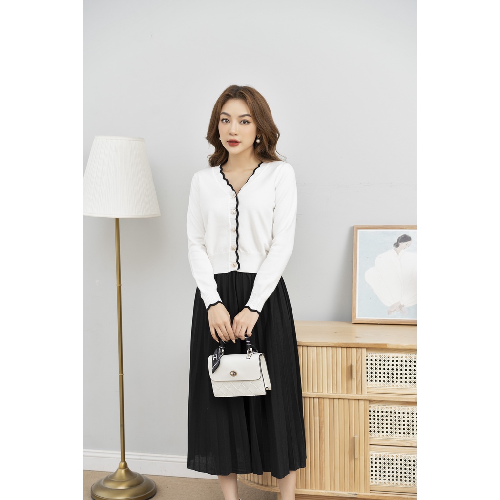 Áo Khoác Len Nữ FIONA Cổ Tim, Nẹp Áo Dệt Múi Tạo Sóng Cách Điệu, Phối Màu Mã F852741