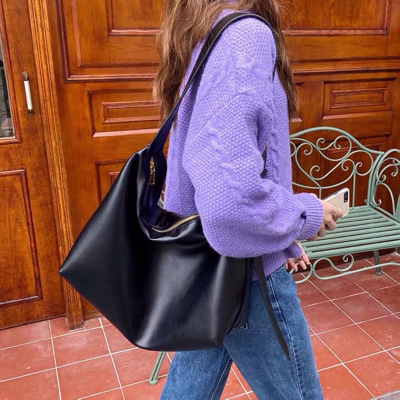 TÚI TOTE DA MỀM BASIC ĐEO CHÉO KÍCH THƯỚC LỚN