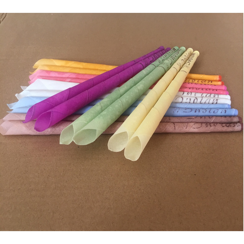 NẾN XÔNG TAI THẢO DƯỢC (Dạng Loa thơm mùi thảo dược không bị rớt tàn ) - 1 Cái ( Giao màu ngẫu nhiên)