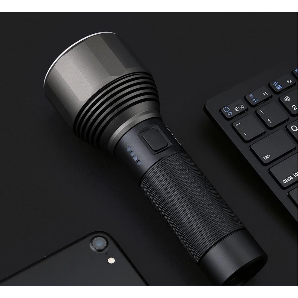 Đèn pin X50 mạ titanium cổng sạc USB quang thông 2800 lumen (bao gồm pin dung lượng 5000mah)