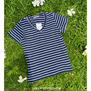 Áo thun cổ tim V neck basic tee Maxy Workshop