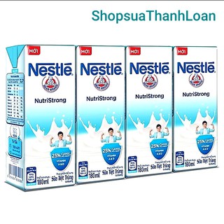 [HSD T10-2021] Lốc Sữa tiệt trùng Nestle NutriStrong có đường (180ml)