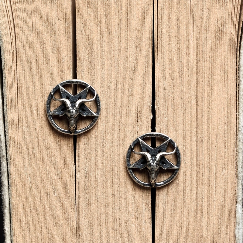 Bông Tai Hình Chú Cừu Ngôi Sao Năm Cánh Màu Tối Thời Trang Cho Nam Và Nữ