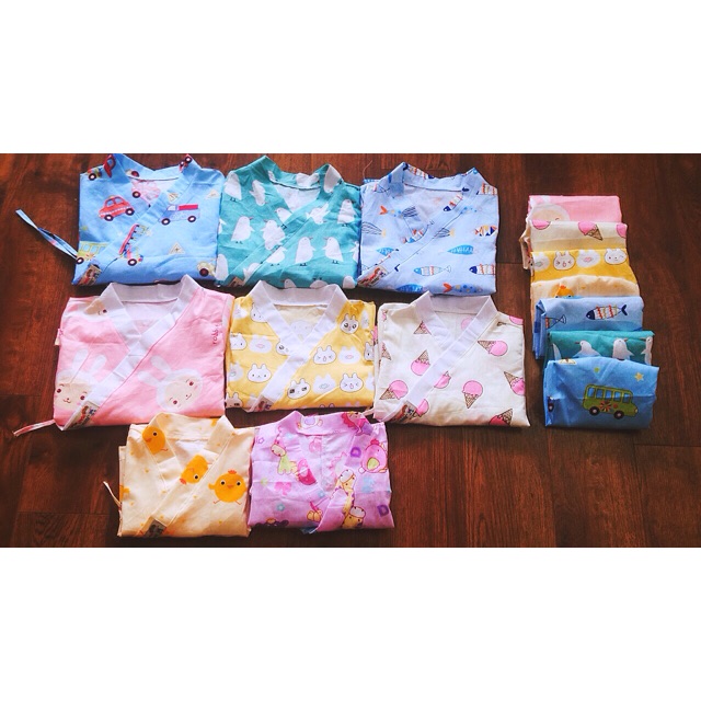 Set 2 bộ yukata cho bé
