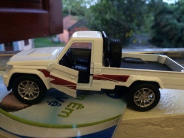 Xe mô hình bán tải ford ranger đời đầu