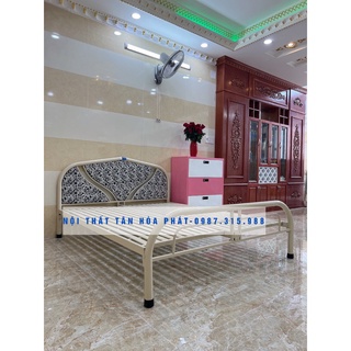 Giường sắt cao cấp mẫu cách điệu đầu giường kích thước 1m6x2m mẫu 03