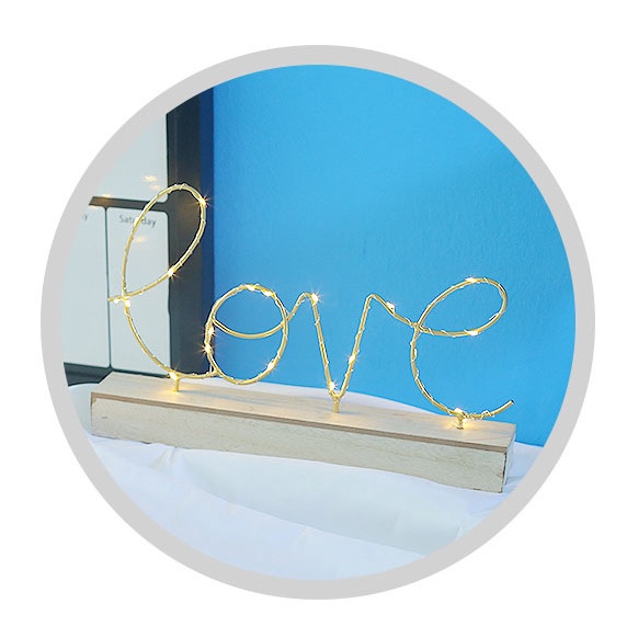 Đèn led decor phòng, quán cafe hình chữ home và love