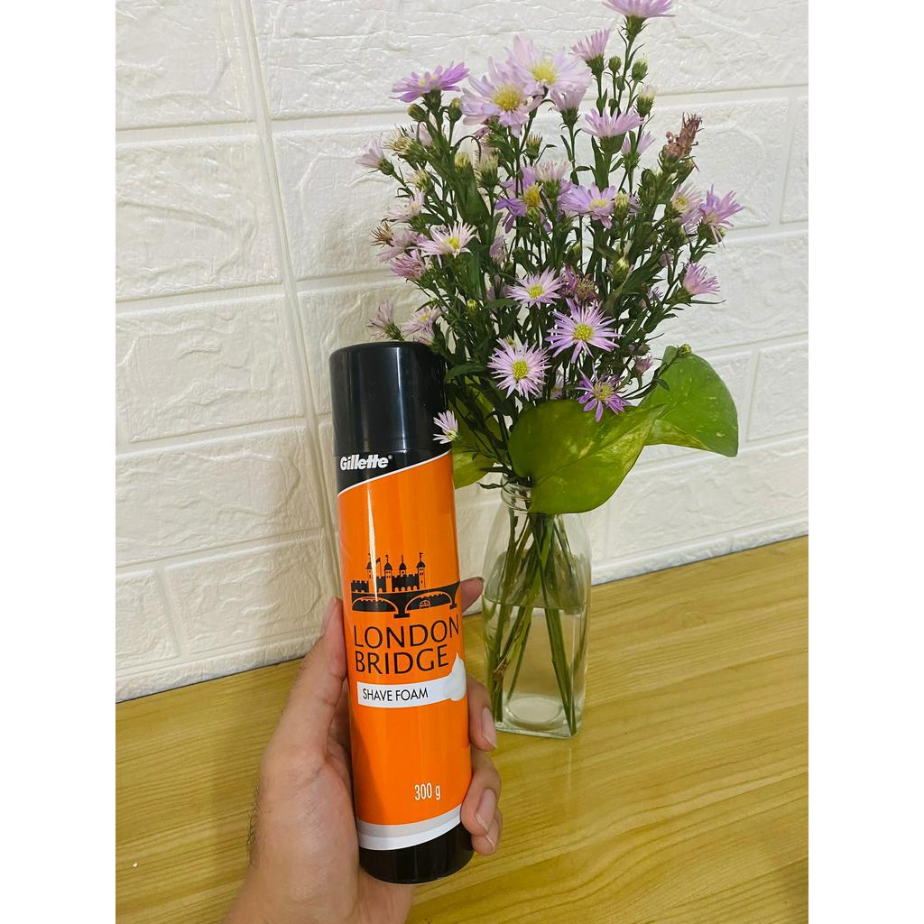 Bọt Cạo Râu Gillette London Bridge Chai 300G