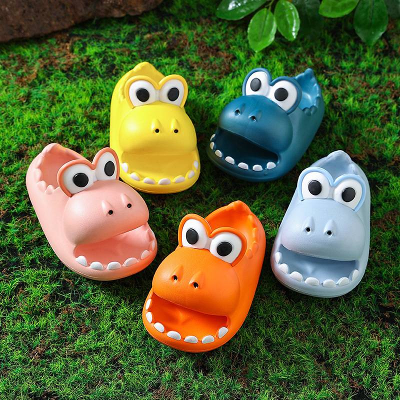 Dép Sandal Đế Mềm Thoáng Khí Không Trượt In Hình Khủng Long 22 Cho Bé Trai + Gái