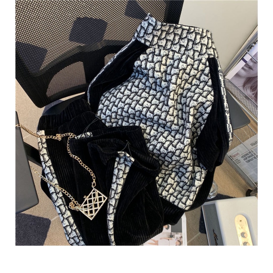 Suit DIOR! Bộ Quần Áo Thể Thao Thiết Kế Mới Năng Động Thời Trang Dành Cho Nam