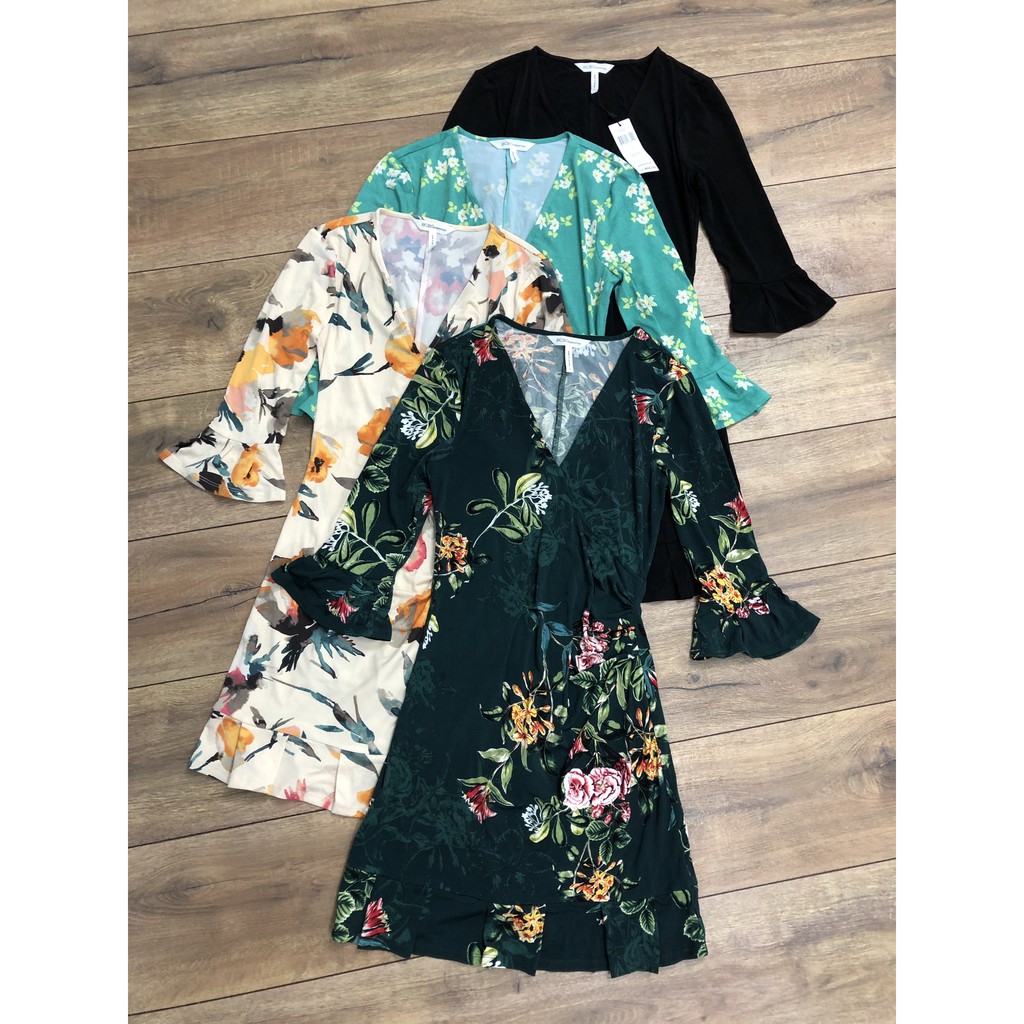 Đầm thun BCBG đuôi cá cổ wrap | BigBuy360 - bigbuy360.vn