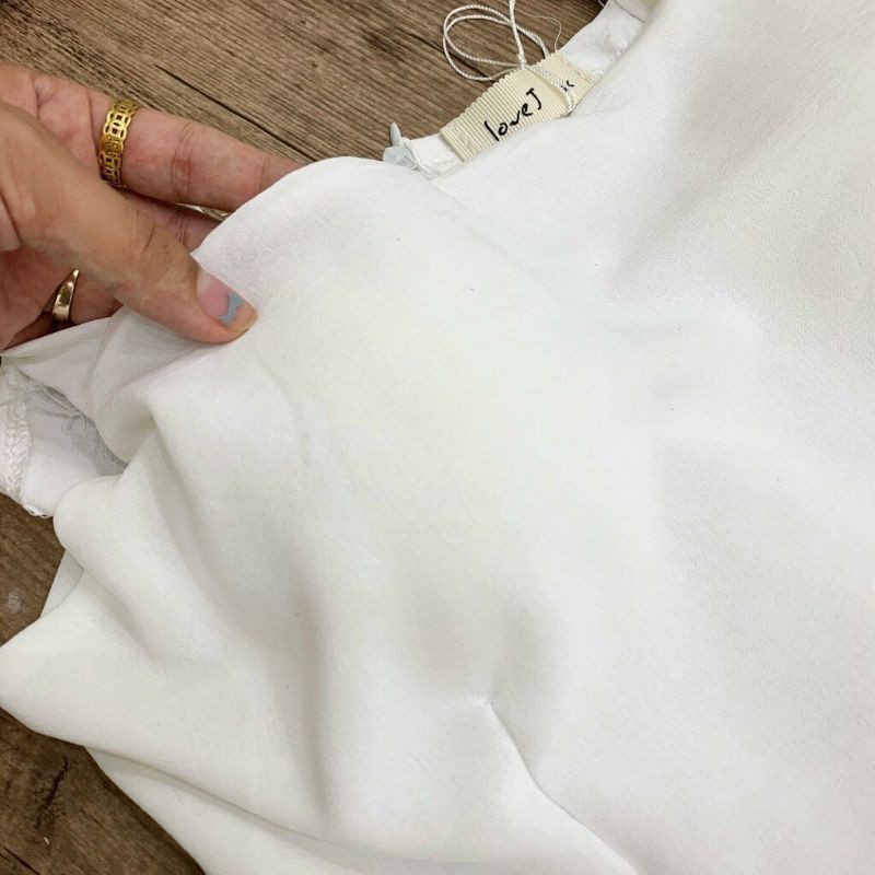 ĐẦM BÈO HAI DÂY CỘT NƠ XINH UK