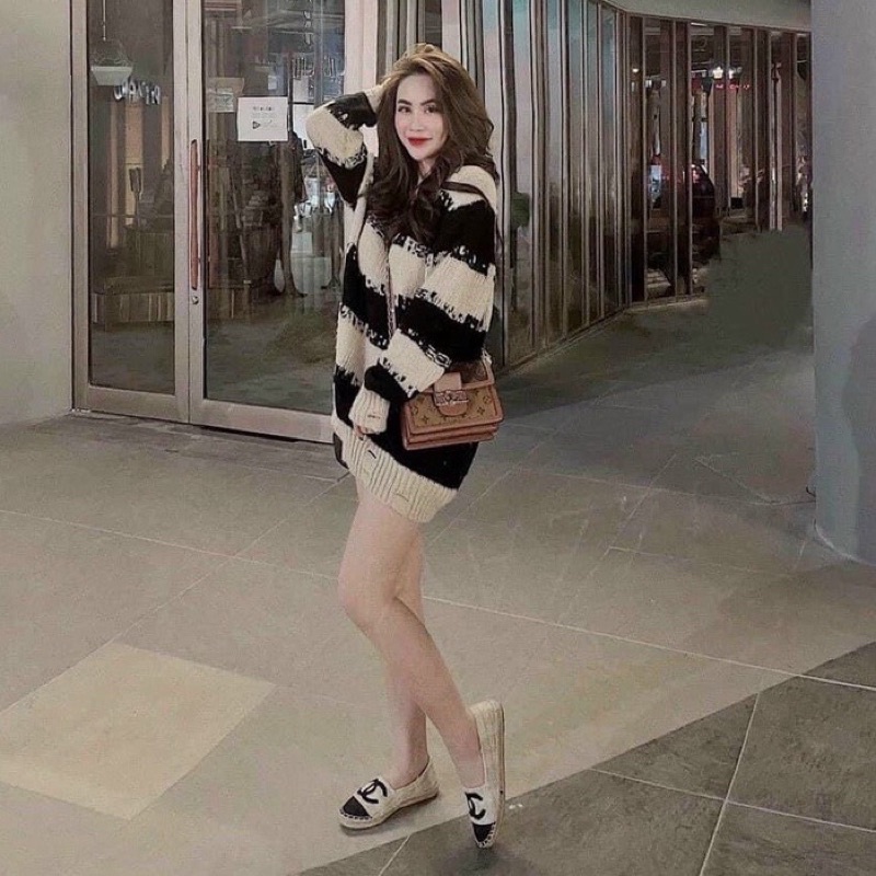 Áo len kẻ rách dáng giấu quần hot hit hàng QC loại đẹp