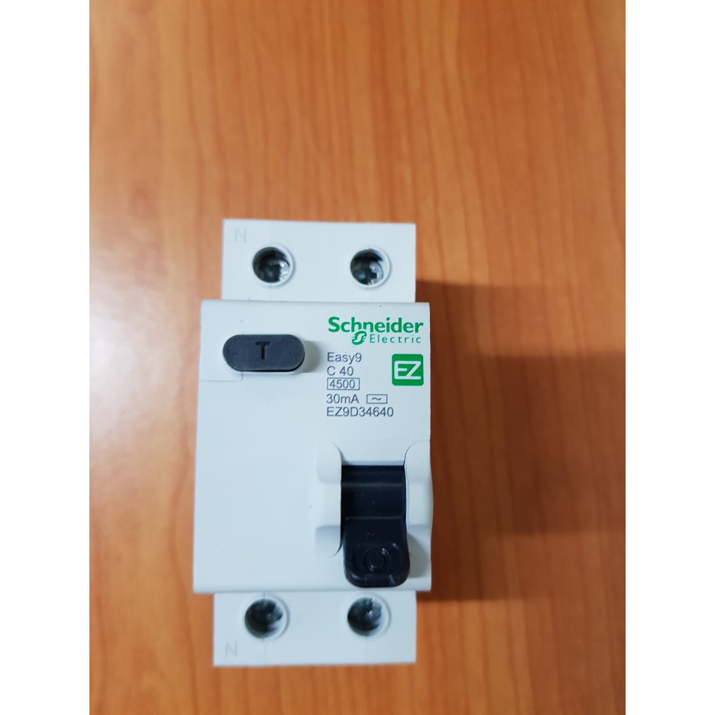 ( SLN 3 ) ( SLN 3 ) [FREESHIP 99K]_Aptomat chống giật RCBO 2 pha Schneider 4.5kA, 30mA ( AC type) ( HOT 2 )