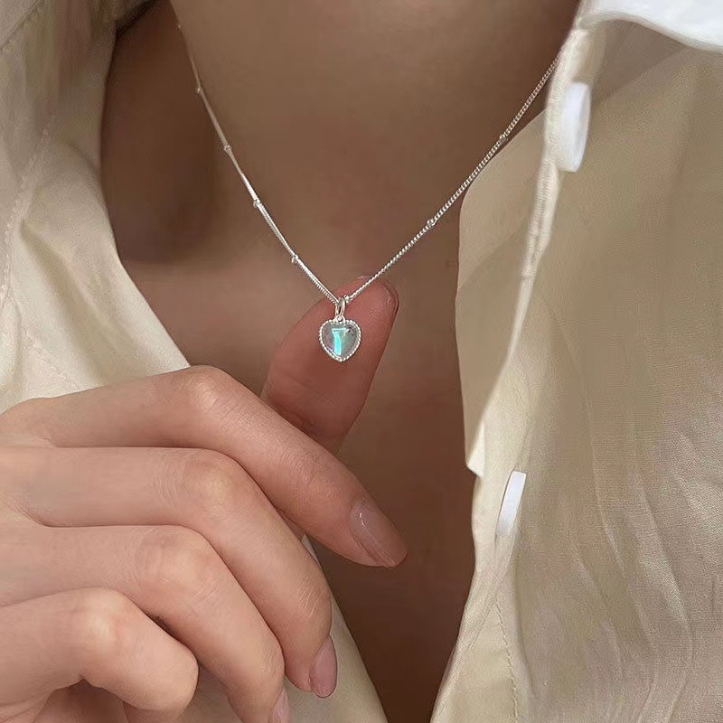 Vòng cổ Mặt Hình Trái Tim Đính Đá Mặt Trăng Thời Trang Cho Nữ