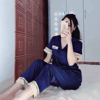 Bộ ngủ lụa satin dài chữ ký