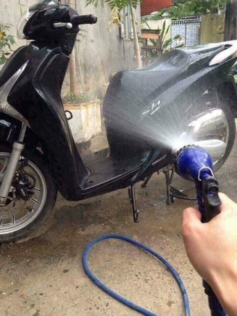 Vòi xịt giãn nỡ thông minh