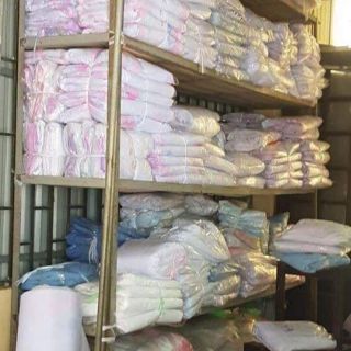 Giá sỉ màn tuyn dây hoa loại 2m x 2m2 sẵn hàng