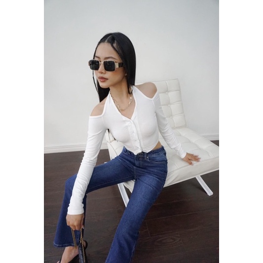 Áo Croptop Tay Dài, Áo Thun Dáng Ngắn Khoét Vai Vải Thun Gân Thoáng Khí Siêu Cá Tính - 25 Store