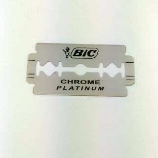 1 hộp lưỡi lam BIC