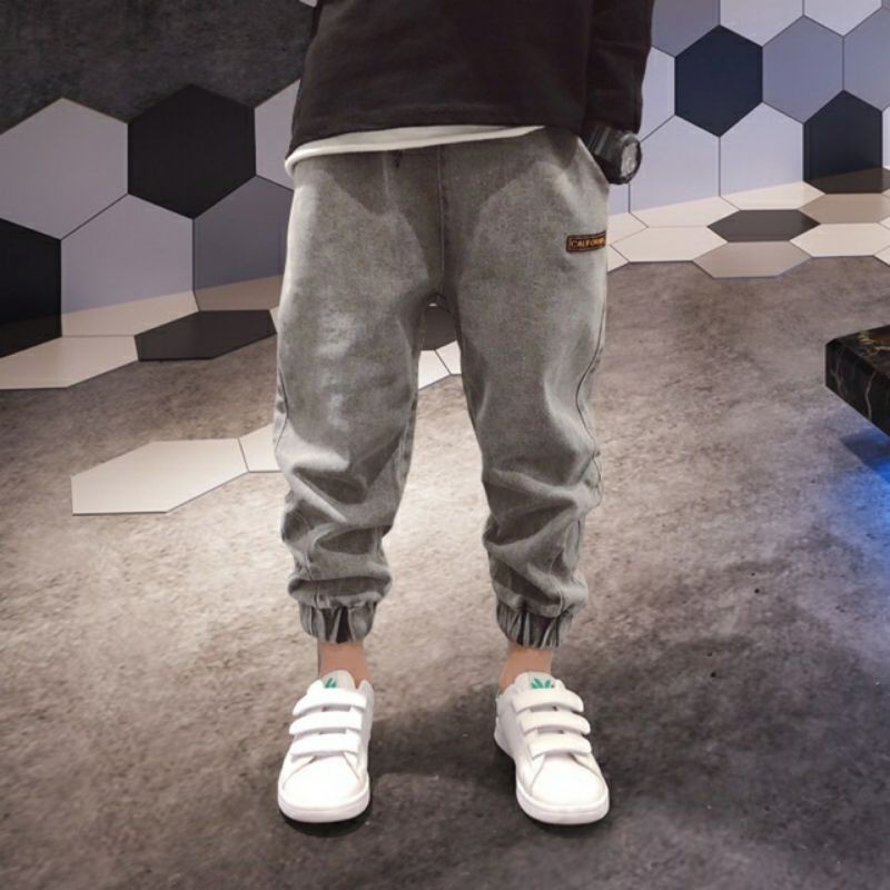 Quần jean size đại jogger cho bé trai