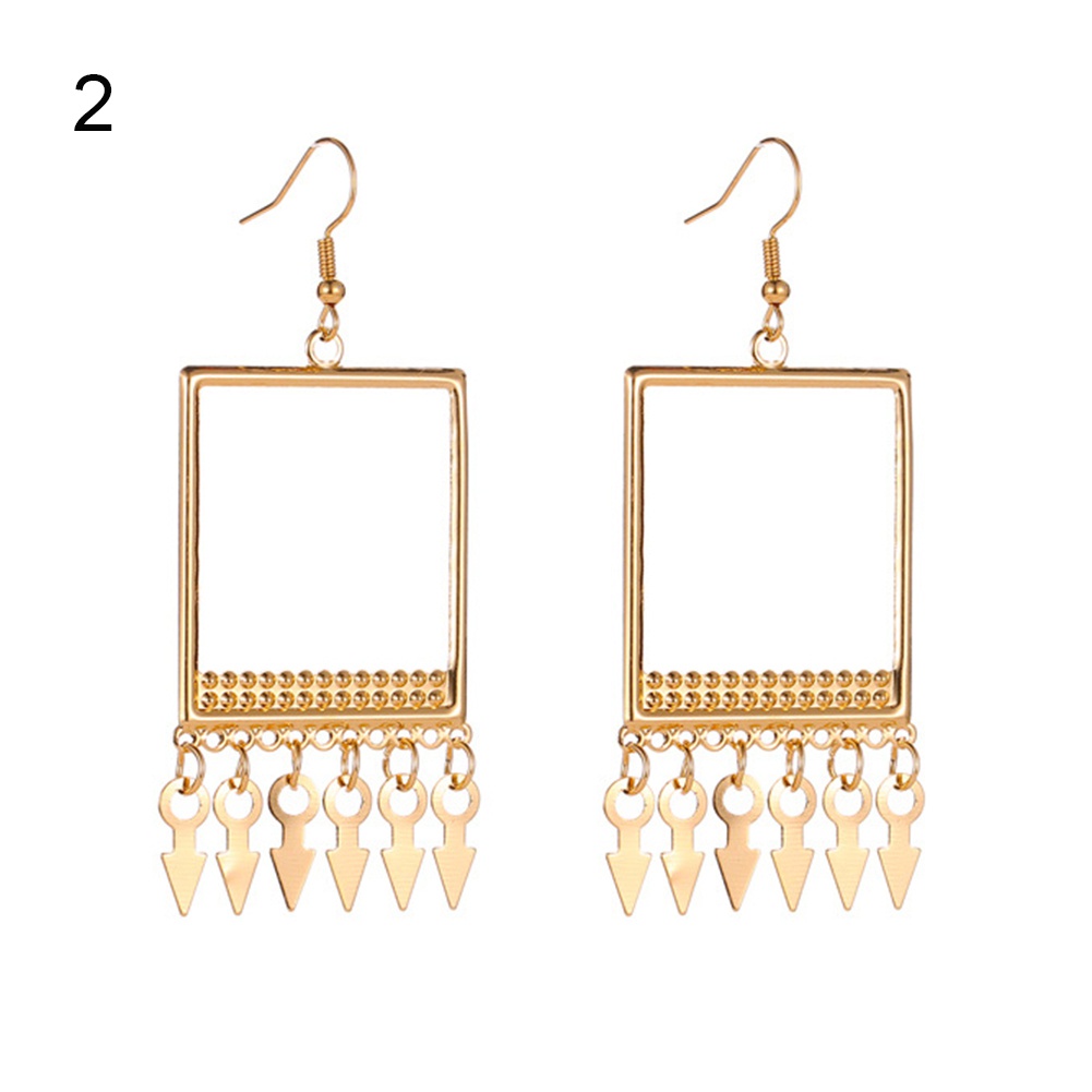 Đôi Bông Tai Họa Tiết Hình Học Kiểu Dáng Cá Tính Cho Nữ