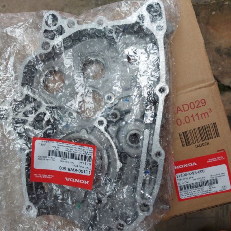 Vách Máy Bên Phải Vách Bên Dầu Wave 110 Honda