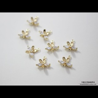 Bông Hoa Nhỏ Mạ Vàng 18K