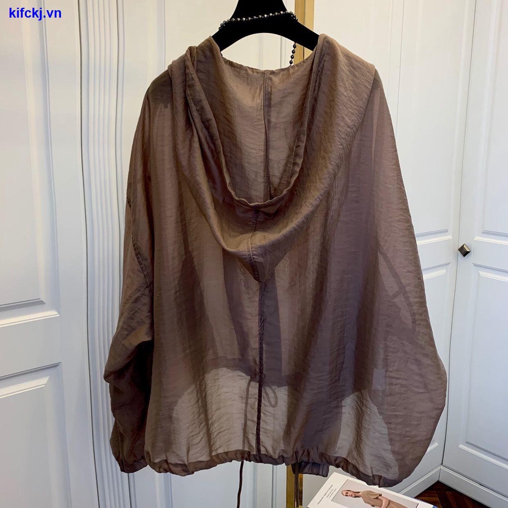 Áo khoác mỏng dáng rộng có nón thời trang mùa hè 2021 cho nữ | BigBuy360 - bigbuy360.vn