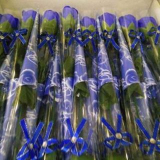 Hoa hồng sáp 1 bông gói kiếng