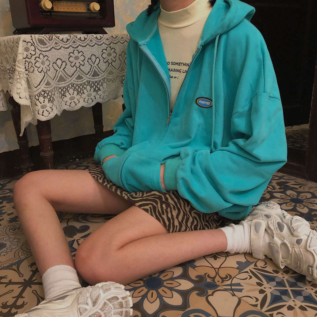 Áo Nỉ Nữ Dài Tay Cổ Tròn Thời Trang Hàn | BigBuy360 - bigbuy360.vn