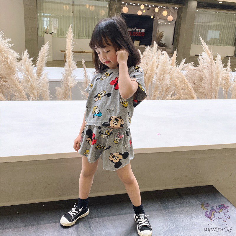 Set Áo Thun Tay Ngắn &amp; Quần Short Cho Bé Gái