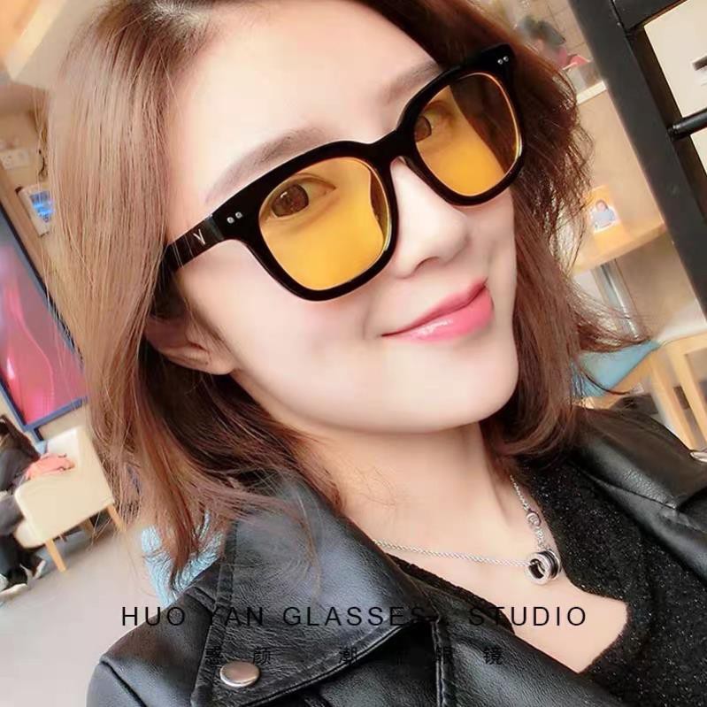 Kính không độ chữ v kính râm chữ v nhiều màu | BigBuy360 - bigbuy360.vn