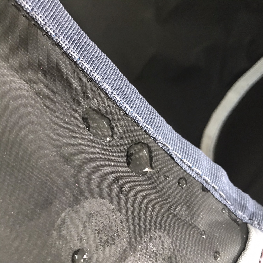 Túi Đựng Thảm Tập Yoga Thiết Kế Phù Hợp Với Nhiều Loại Thảm Tập Có Quai Đeo Tiện Dụng Cho Việc Mang Thảm Tập Yoga