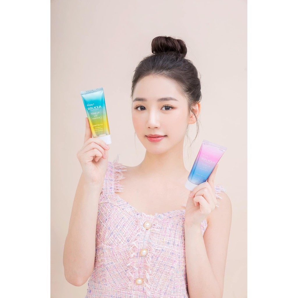 Tinh chất chống nắng Sunplay Skin Aqua Tone Up UV Essence 50g | BigBuy360 - bigbuy360.vn