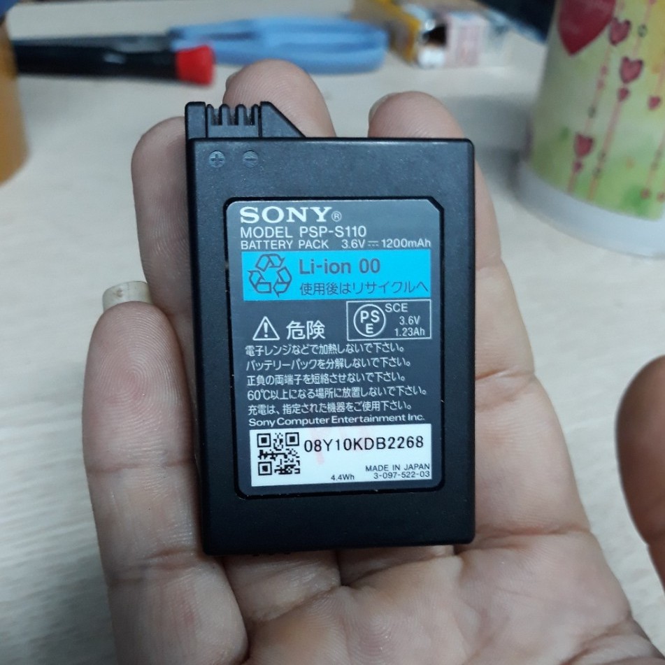 Pin  PSP 2000 , 3000 nhật bóc máy