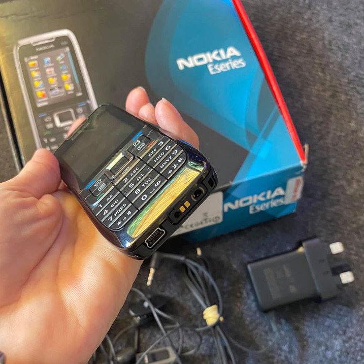 ĐIỆN THOẠI NOKIA E51 ZIN FULLBOX CHÍNH HÃNG