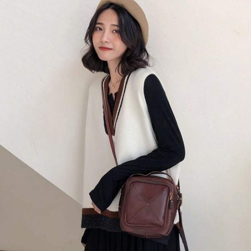 Áo Len Nữ Không Tay Cổ Chữ V Thời Trang