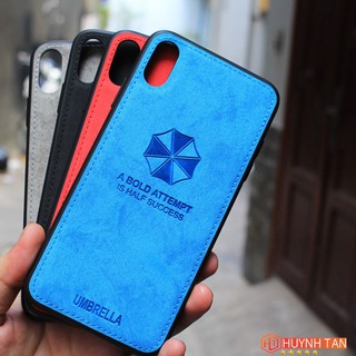 Ốp lưng iphone xs max vân da khắc hình cây dù viền chỉ
