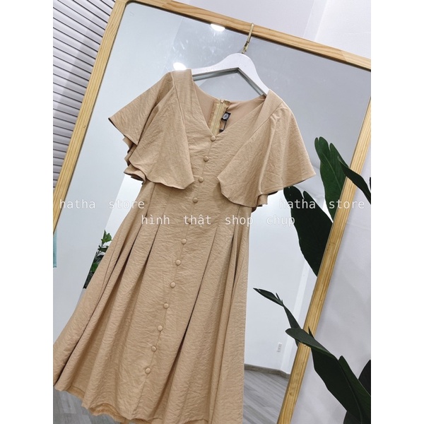 Đầm midi nâu bọc nút sang chảnh, tôn da cực Tây kèm ảnh thật