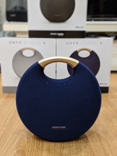 Loa Harman Kardon Onyx Studio 6