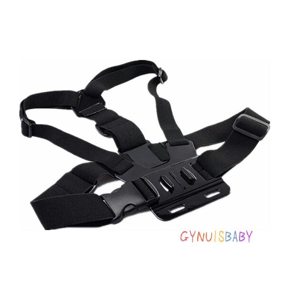 Bộ áo liền quần màu đỏ có dây đeo vai cố định cho người hầu chơi game